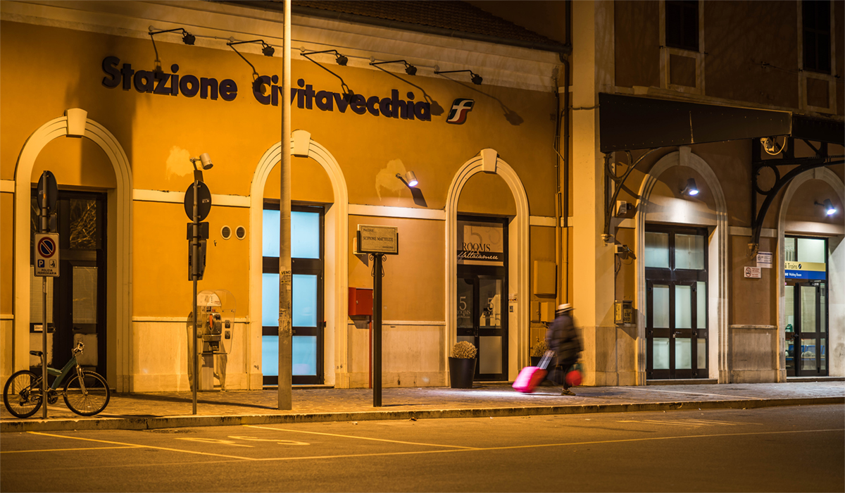 civitavecchia train station