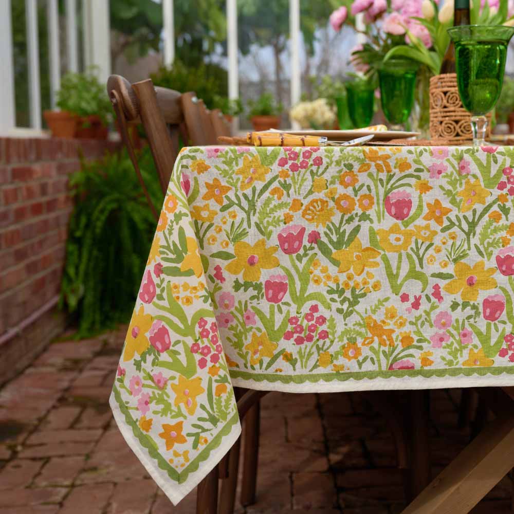 tablecloth flowers