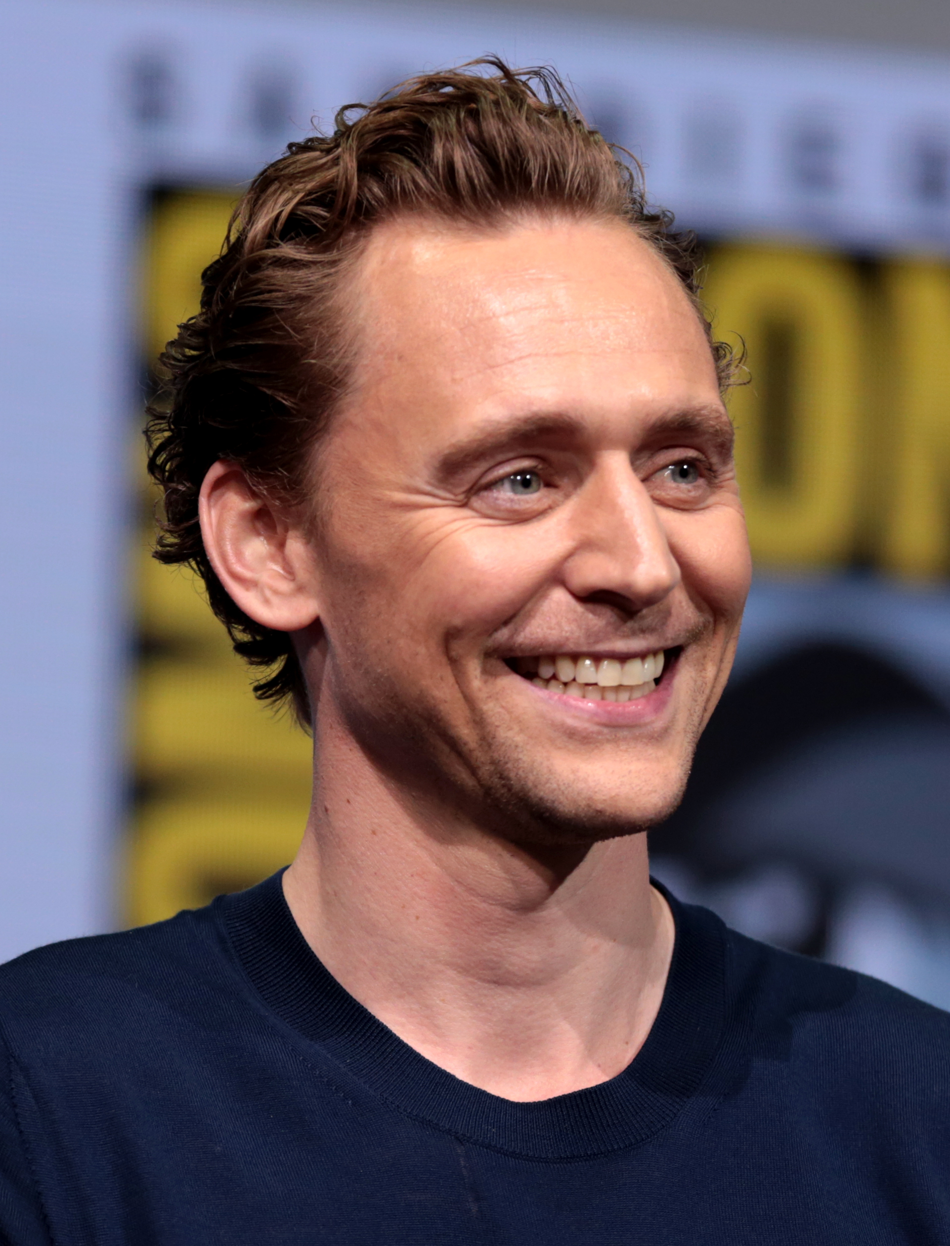 films et séries tv avec tom hiddleston