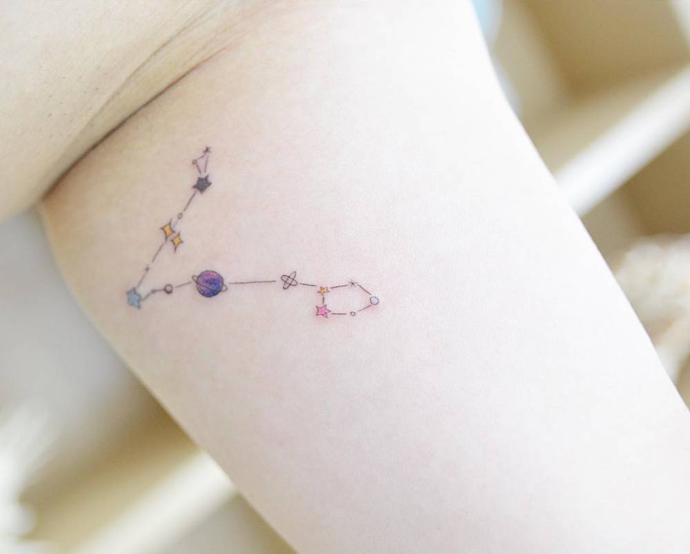 constellation tattoos pisces