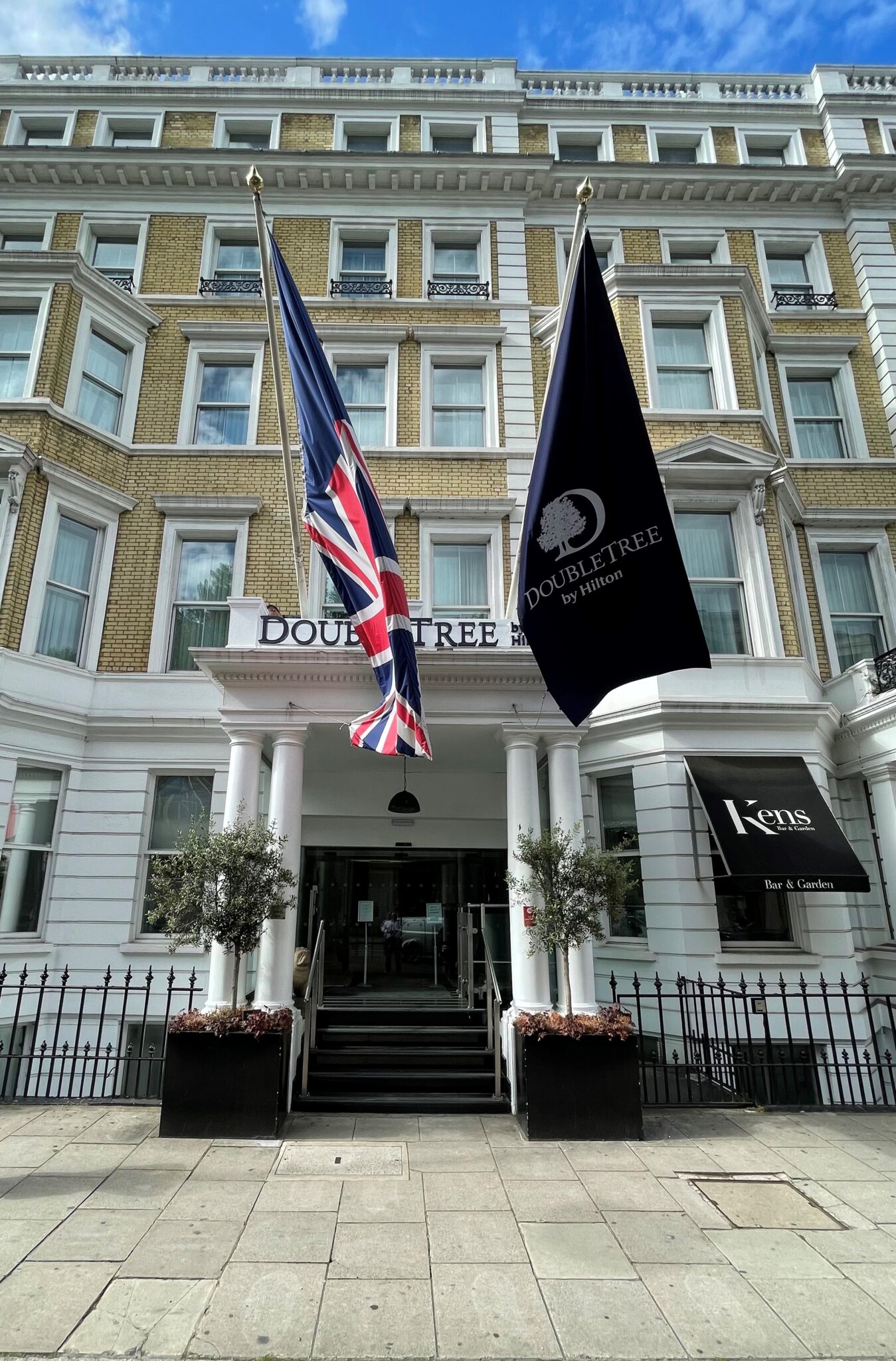 double tree hilton london