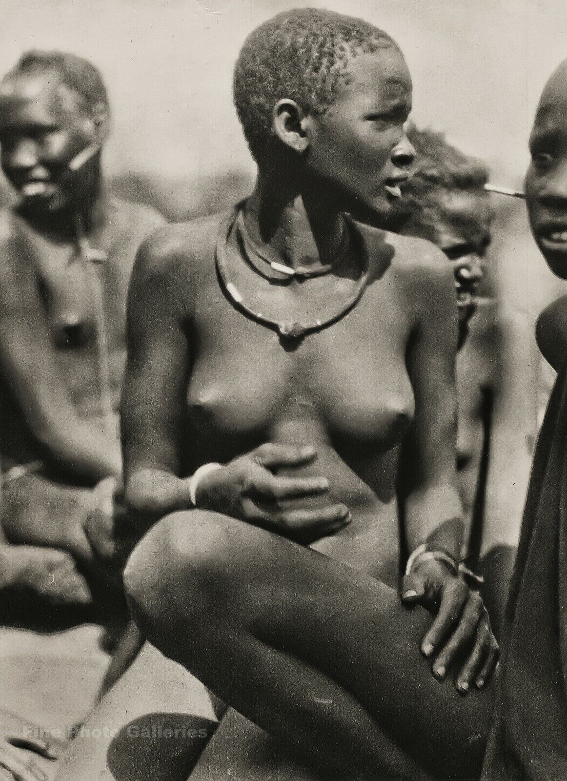 african nude tribal women