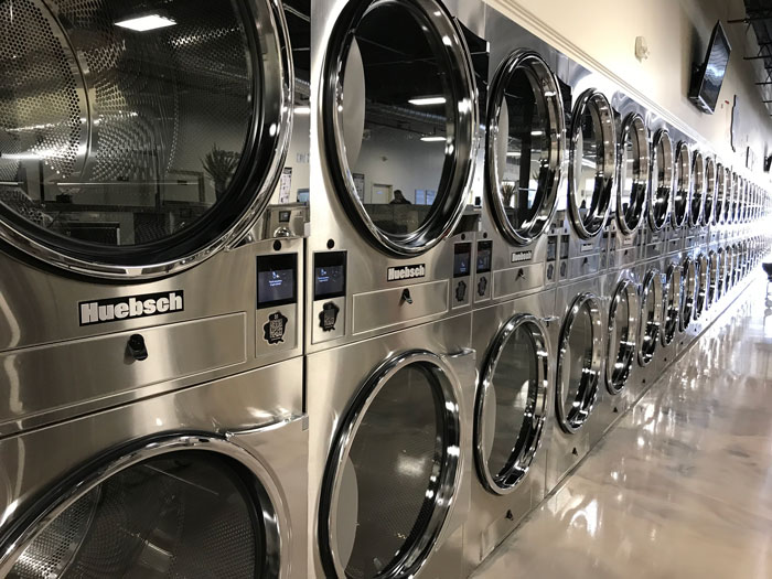 laundromat open near me