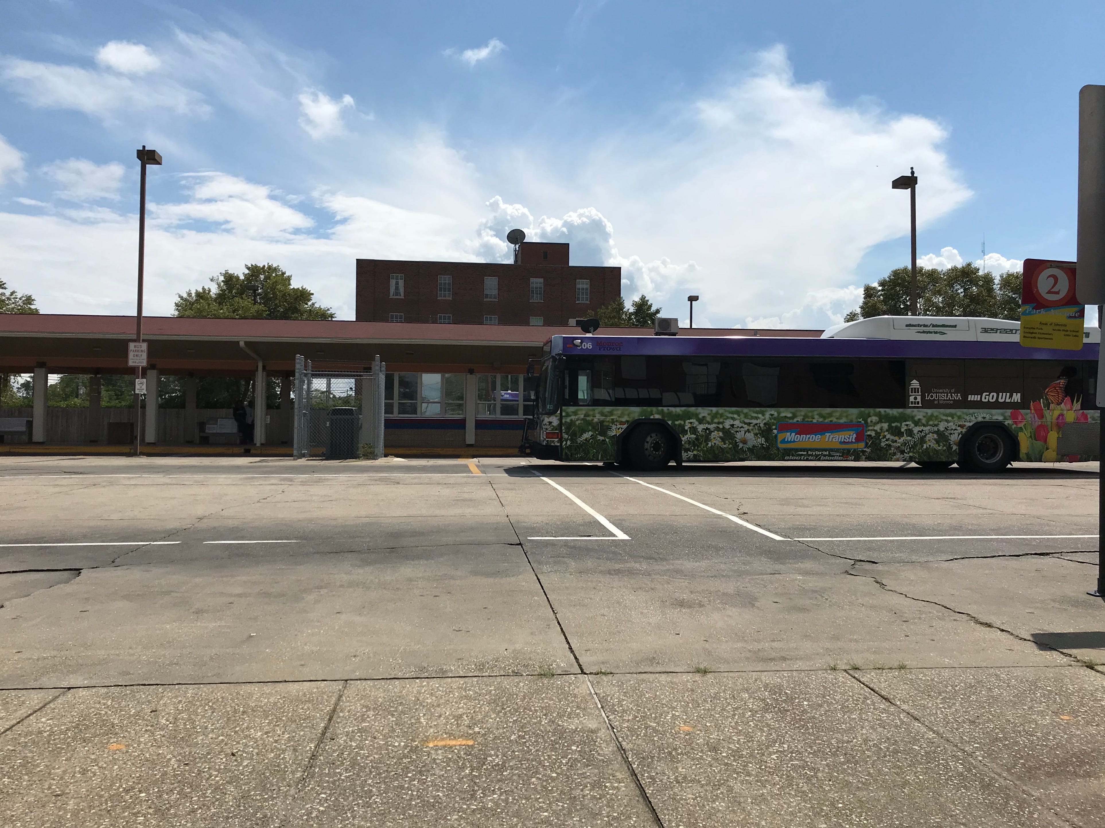 greyhound bus station monroe la