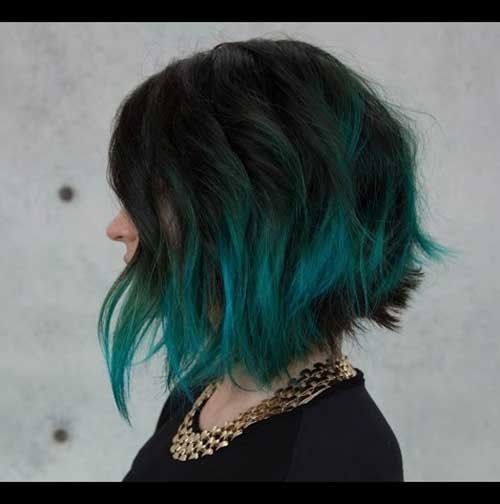 cabello corto azul turquesa