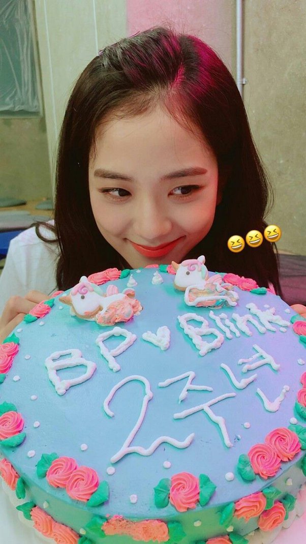 jisoo birthday cake