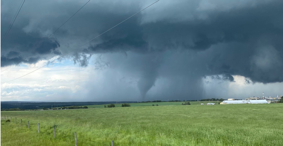 tornado warning calgary