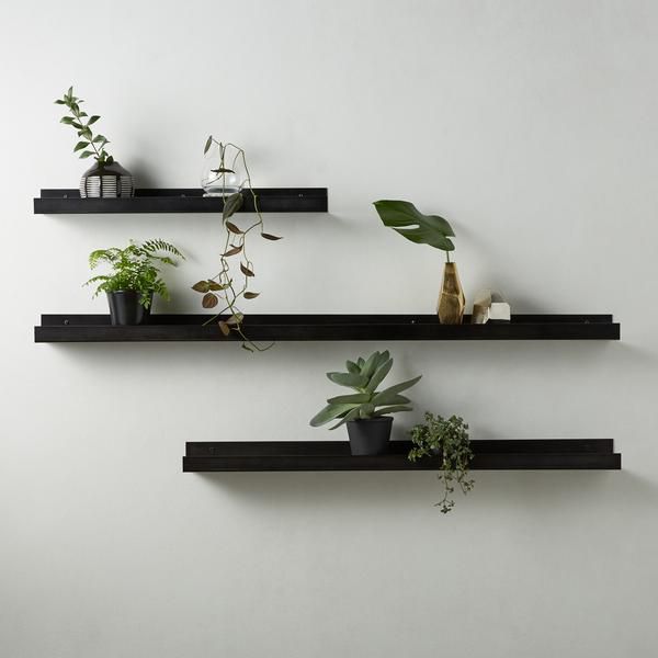 3 staggered floating shelves