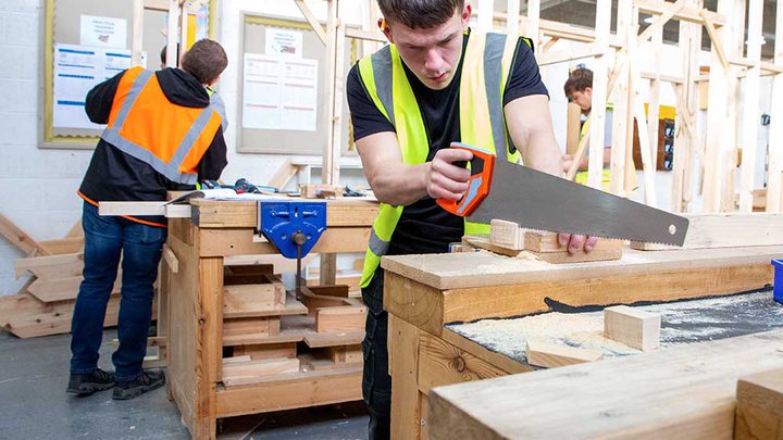 carpentry jobs in manchester
