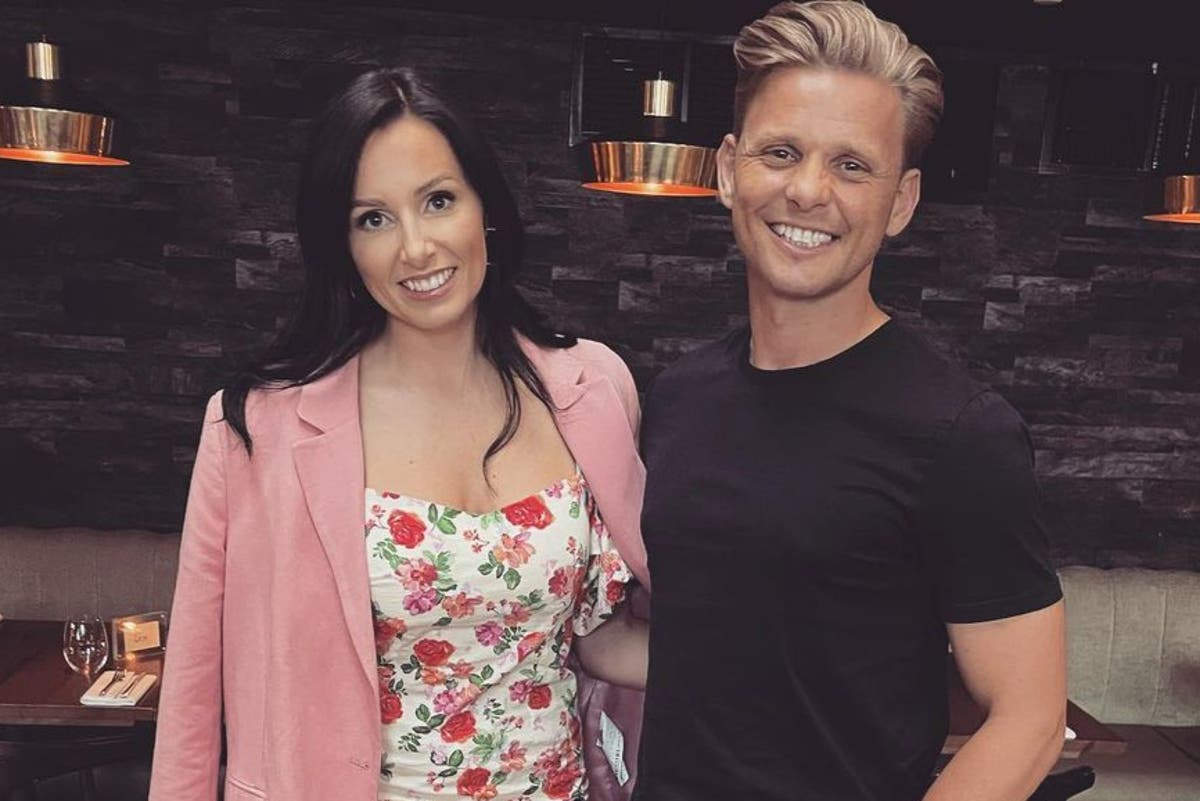 is jeff brazier back with his wife
