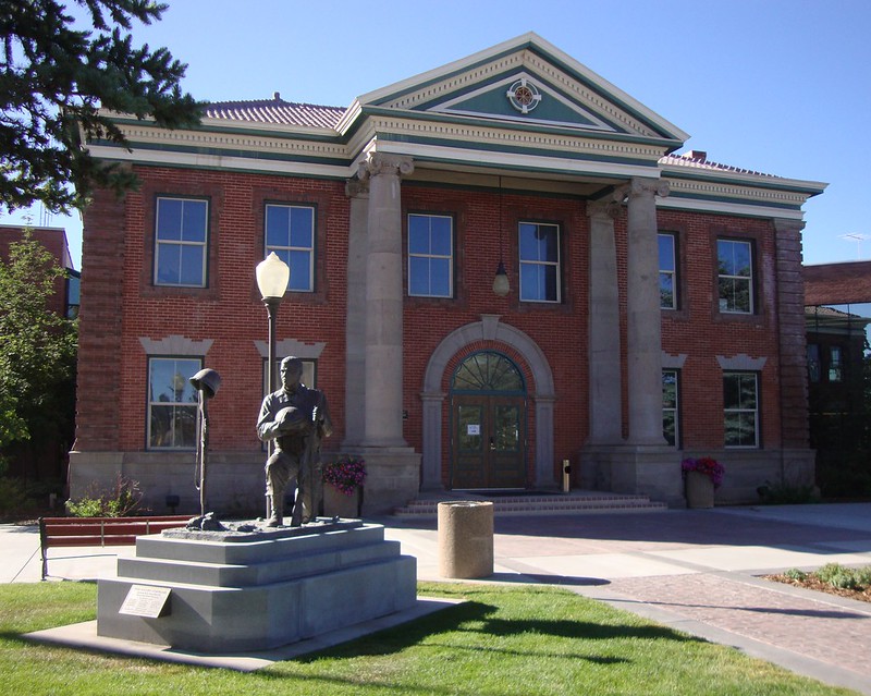 uinta county courthouse evanston wyoming