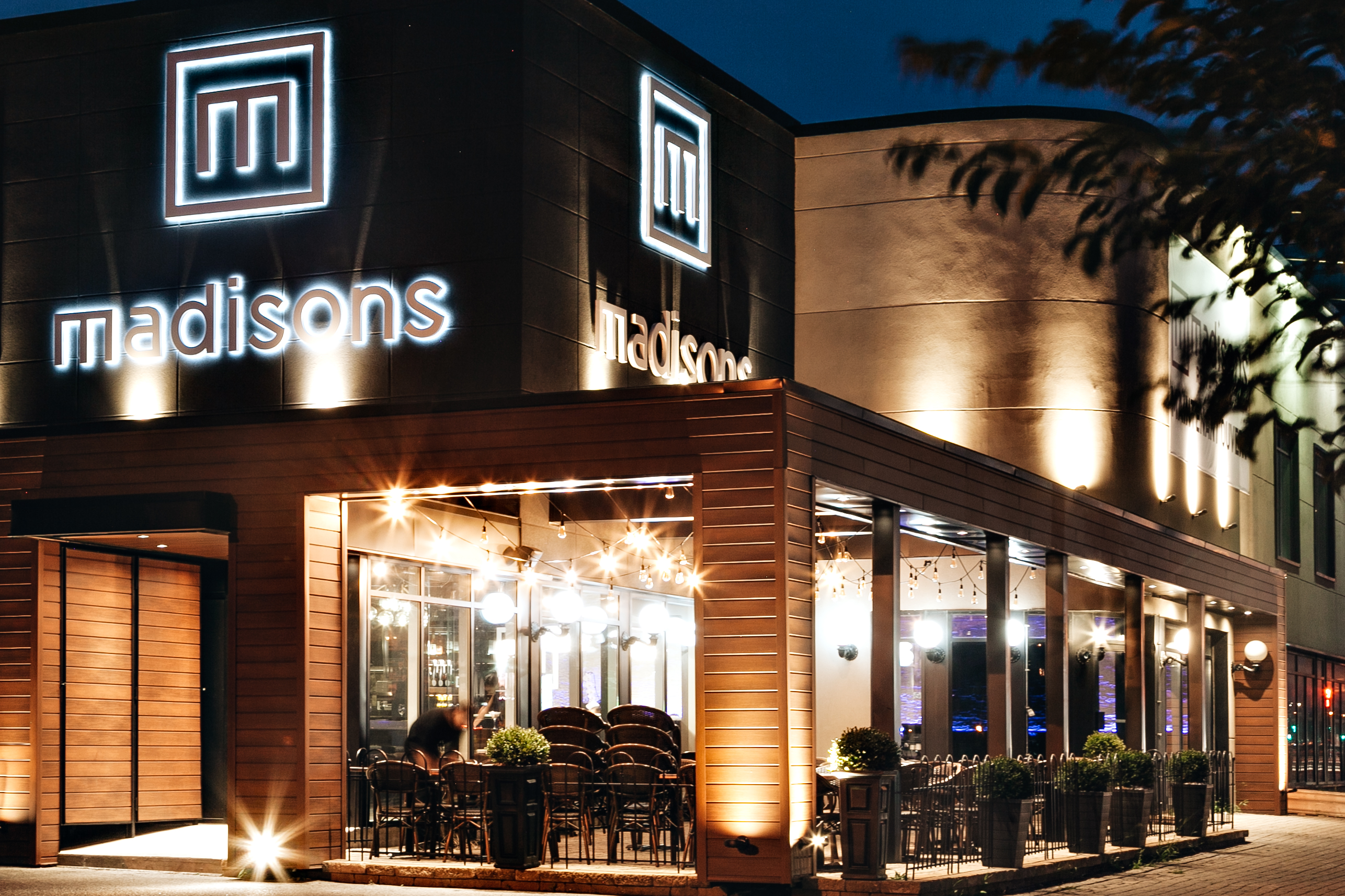 madisons restaurant & bar