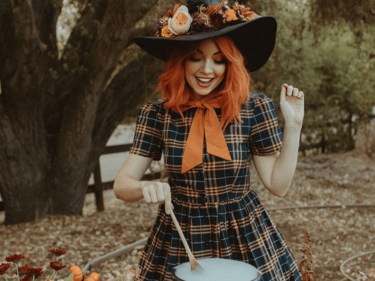 witch dress costume