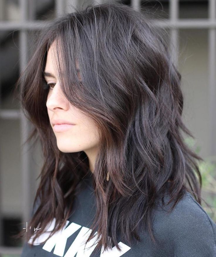 medium length hairstyles with choppy layers