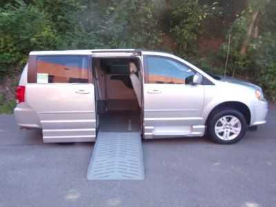 handicap vans for sale near me