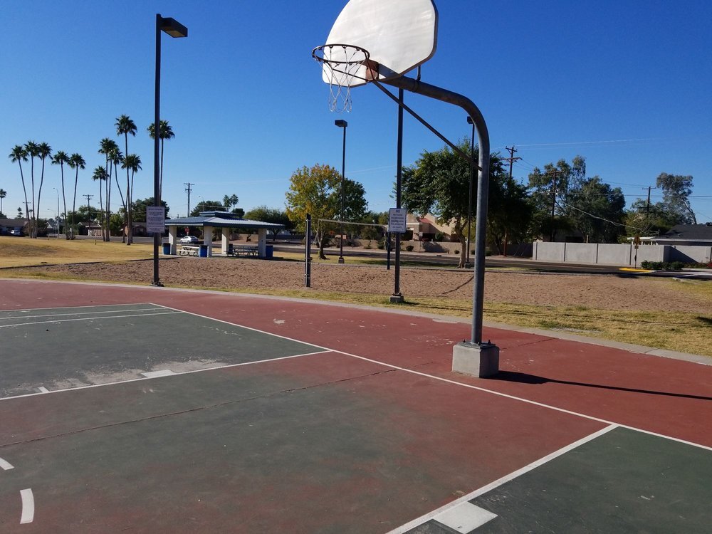 basketball courts near me