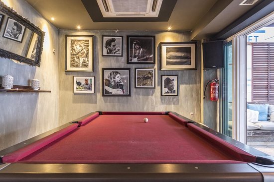 pool table bar sydney