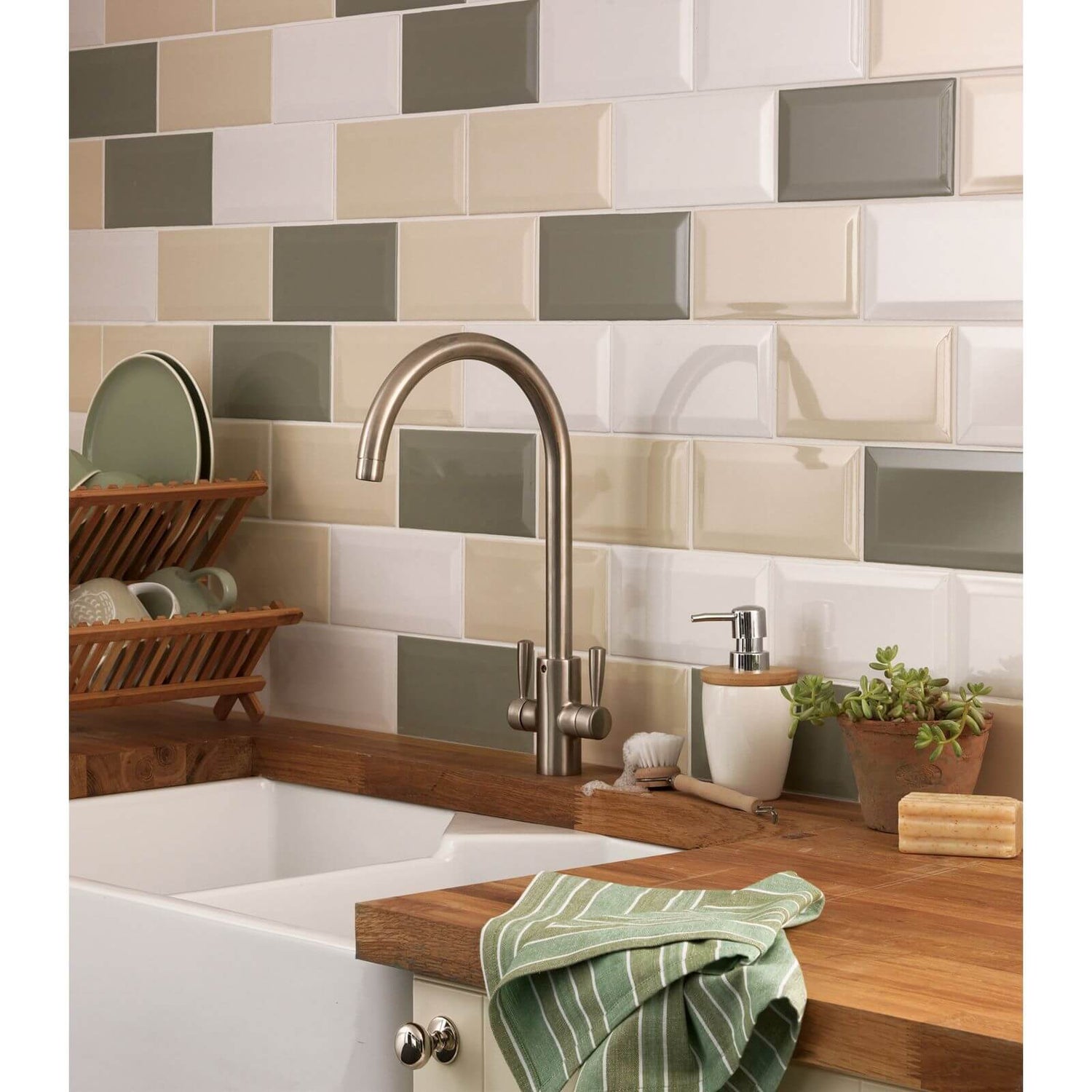 homebase kitchen tiles wall