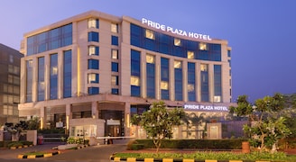 delhi hotels near airport