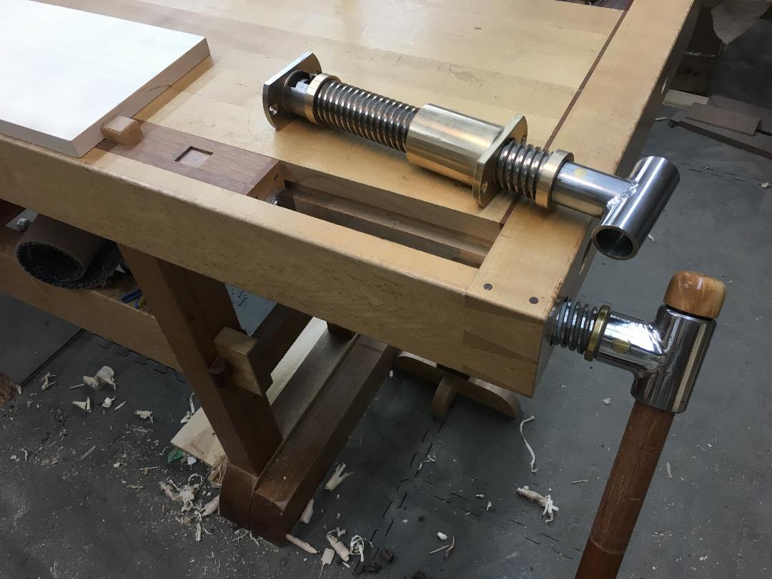 tail vise hardware