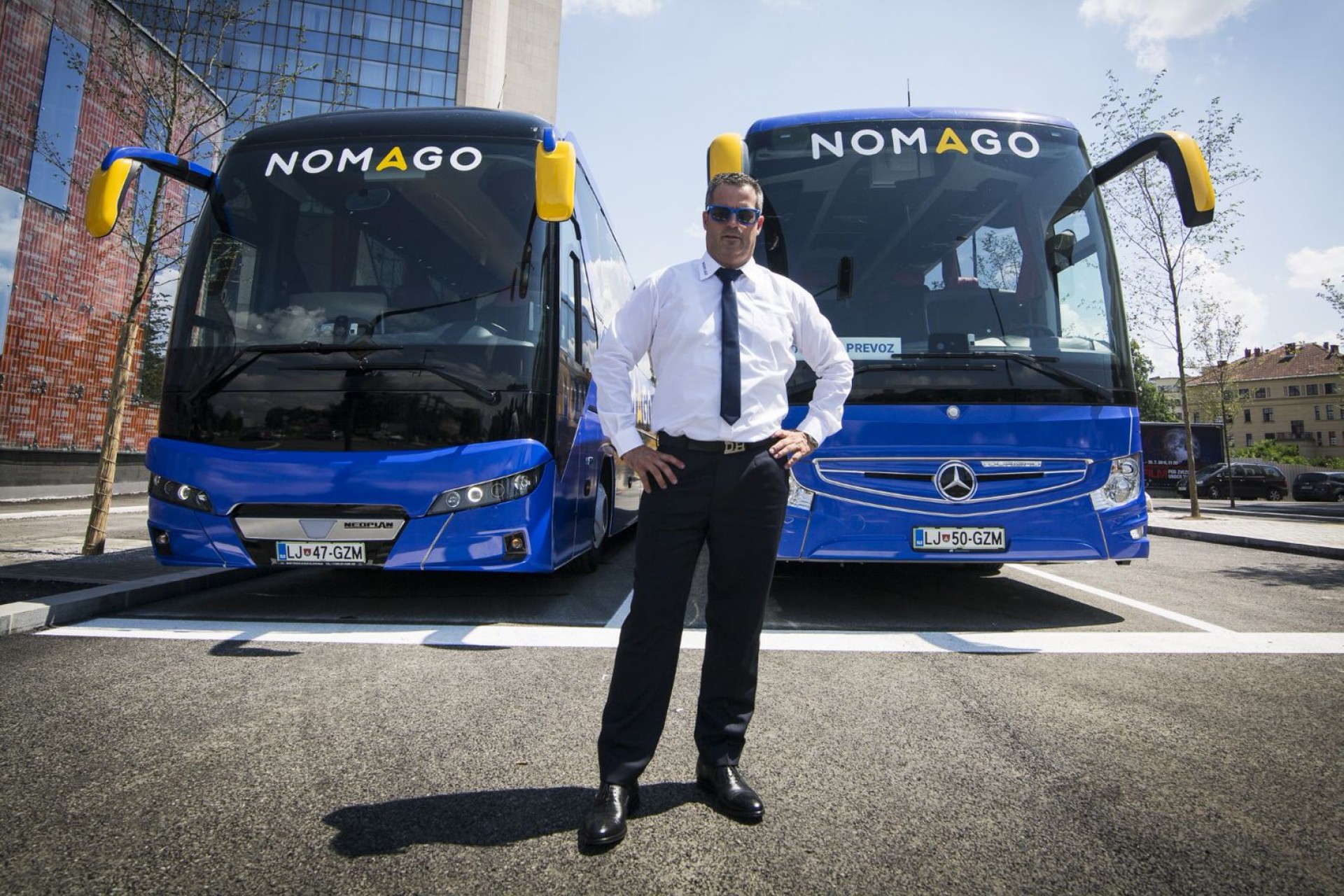 nomago bus