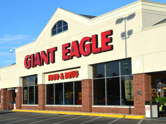 giant eagle hours of operation