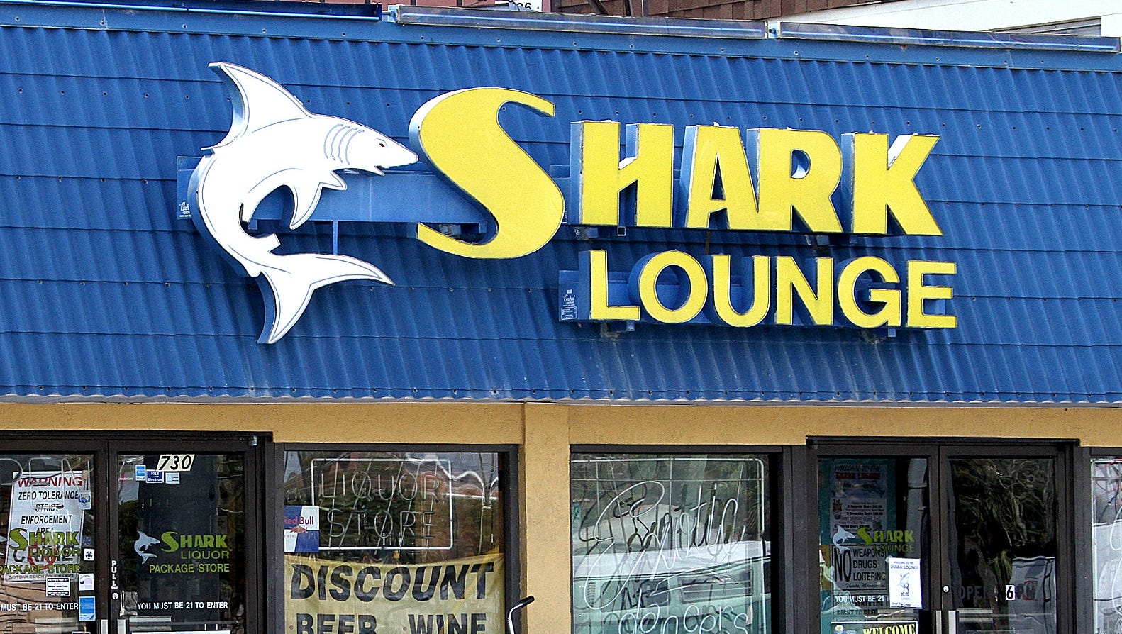 shark club liquor store