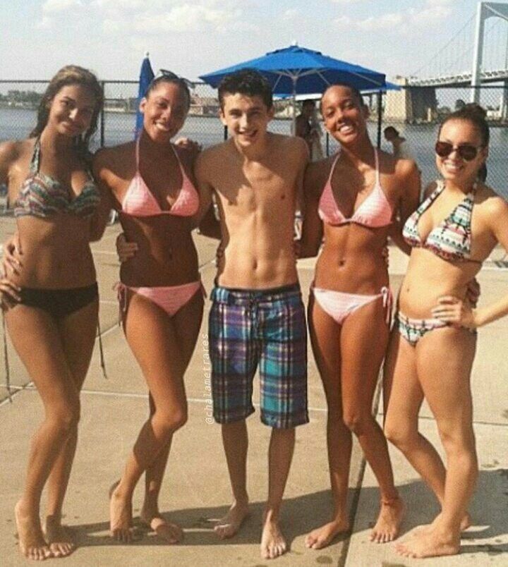 pauline chalamet bikini