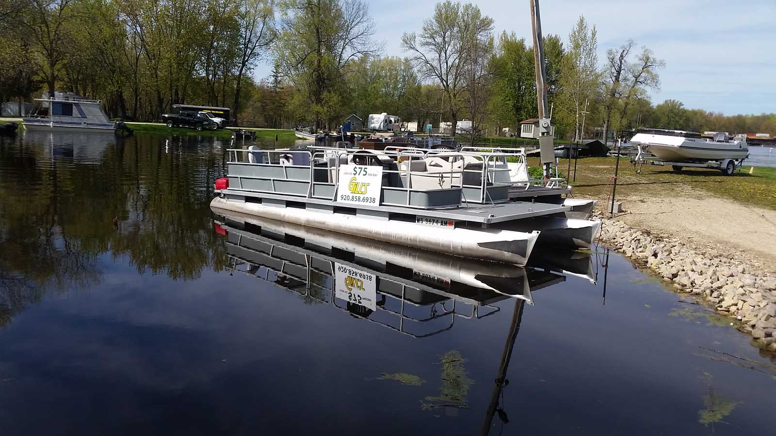 pontoon rentals waupaca wi