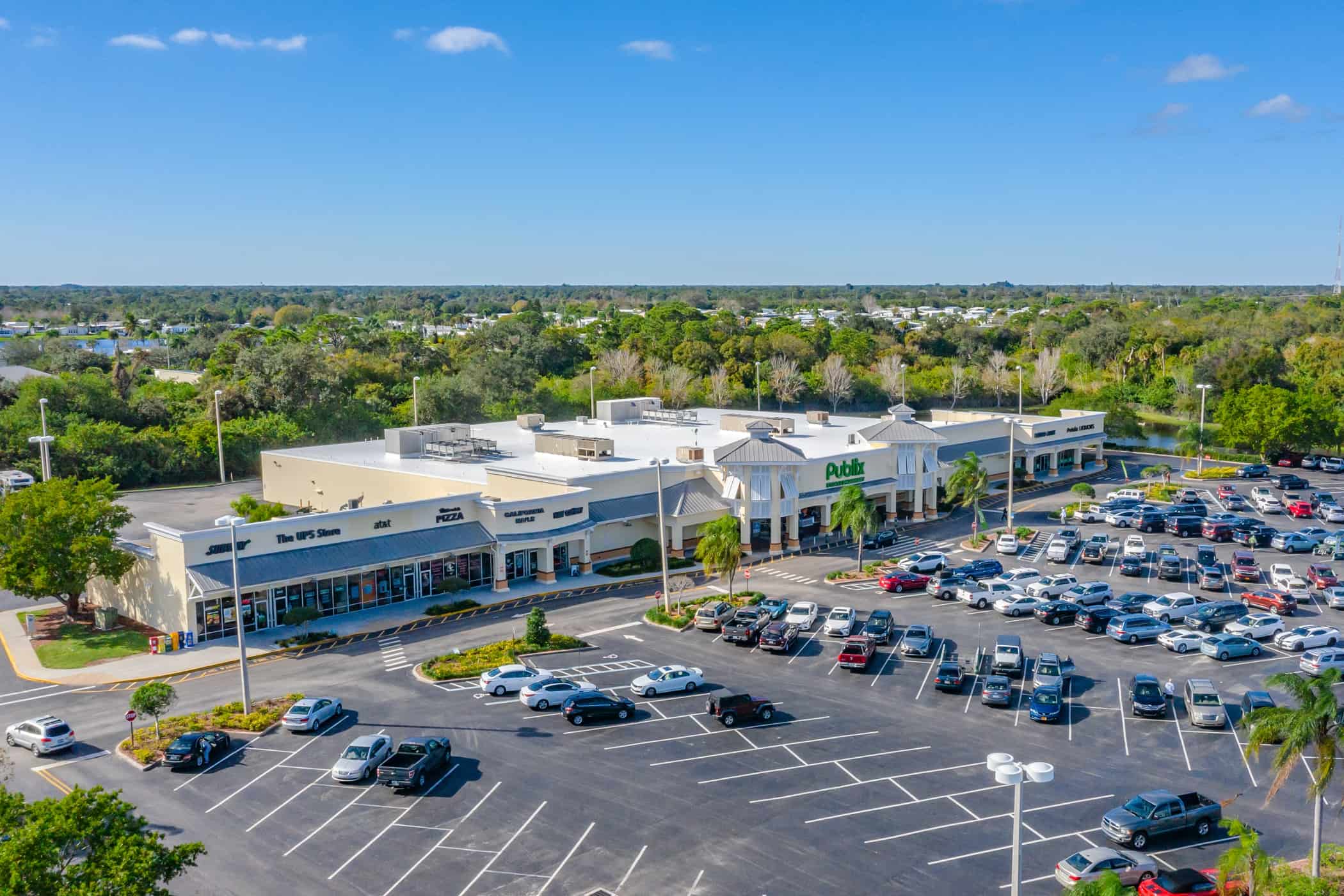 publix vero beach hours