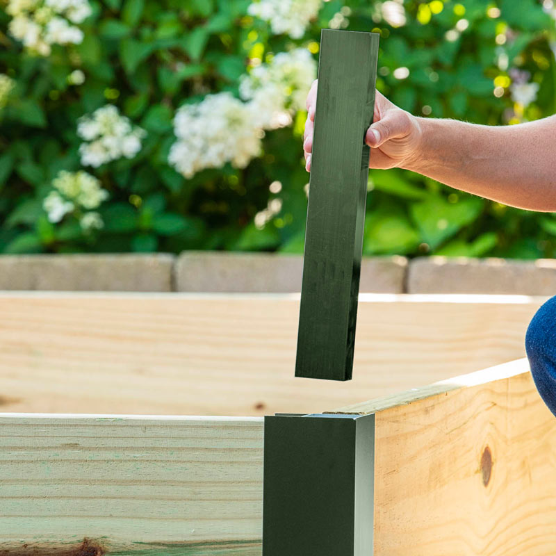 corner braces for raised beds