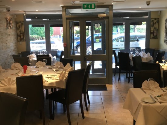 italian restaurant chigwell