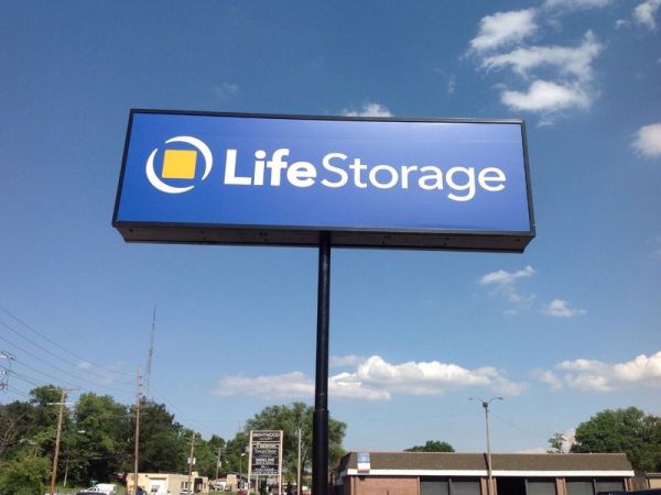 life storage brentwood