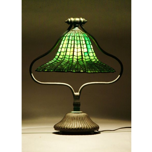 tiffany lotus bell table lamp