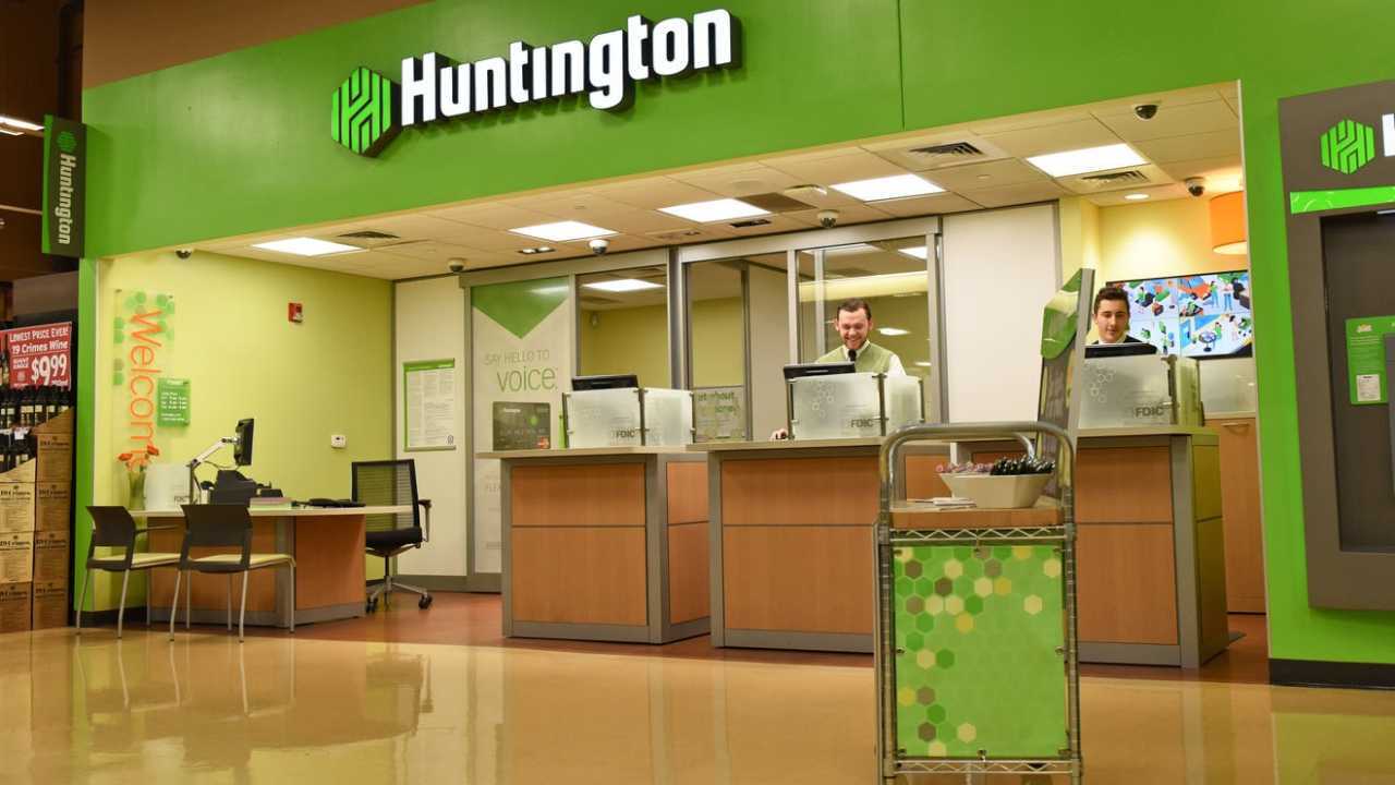 huntington bank locations