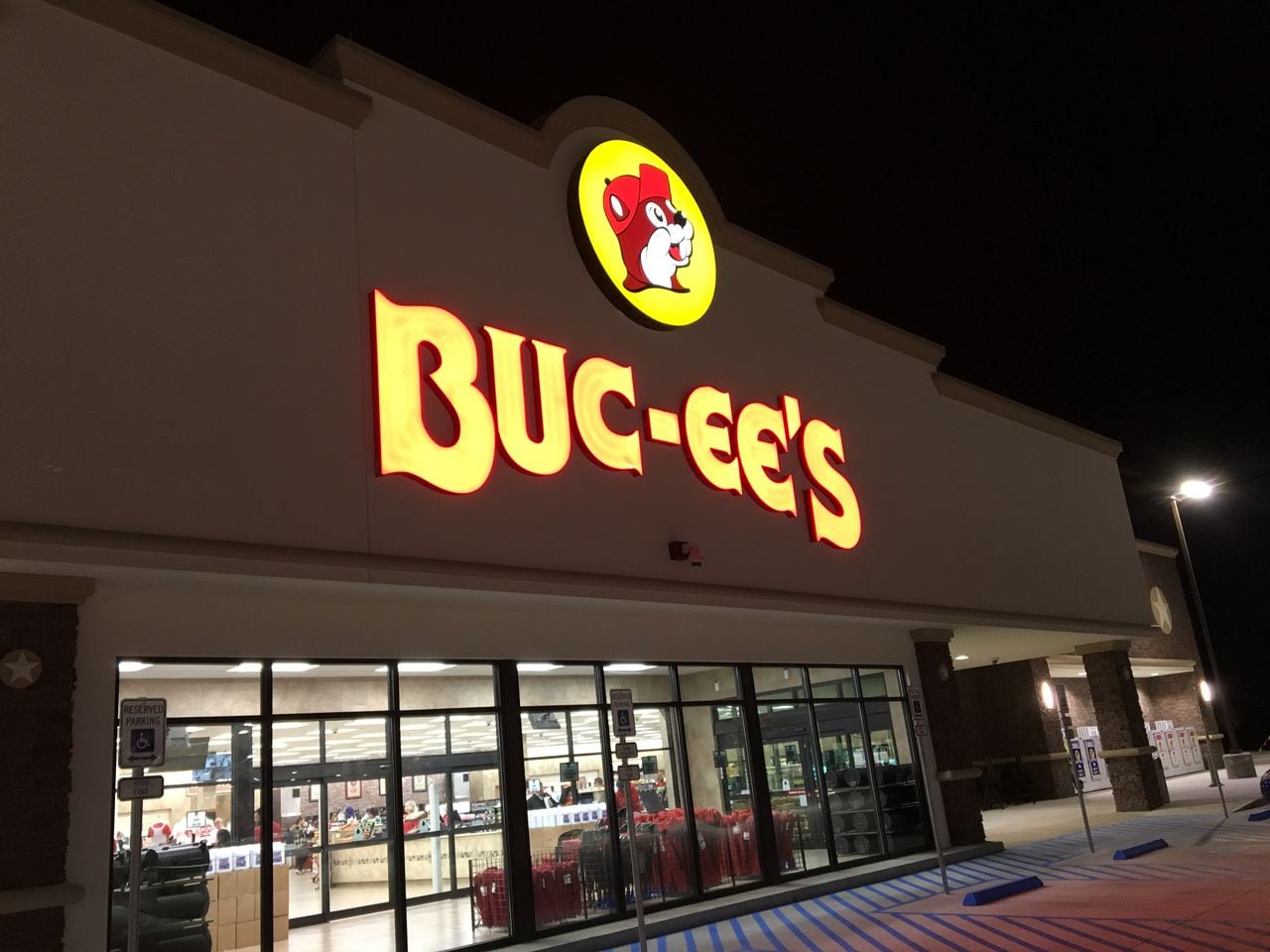 buc-ees on interstate 10