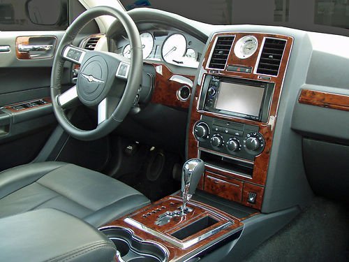 chrysler 300 2009 interior