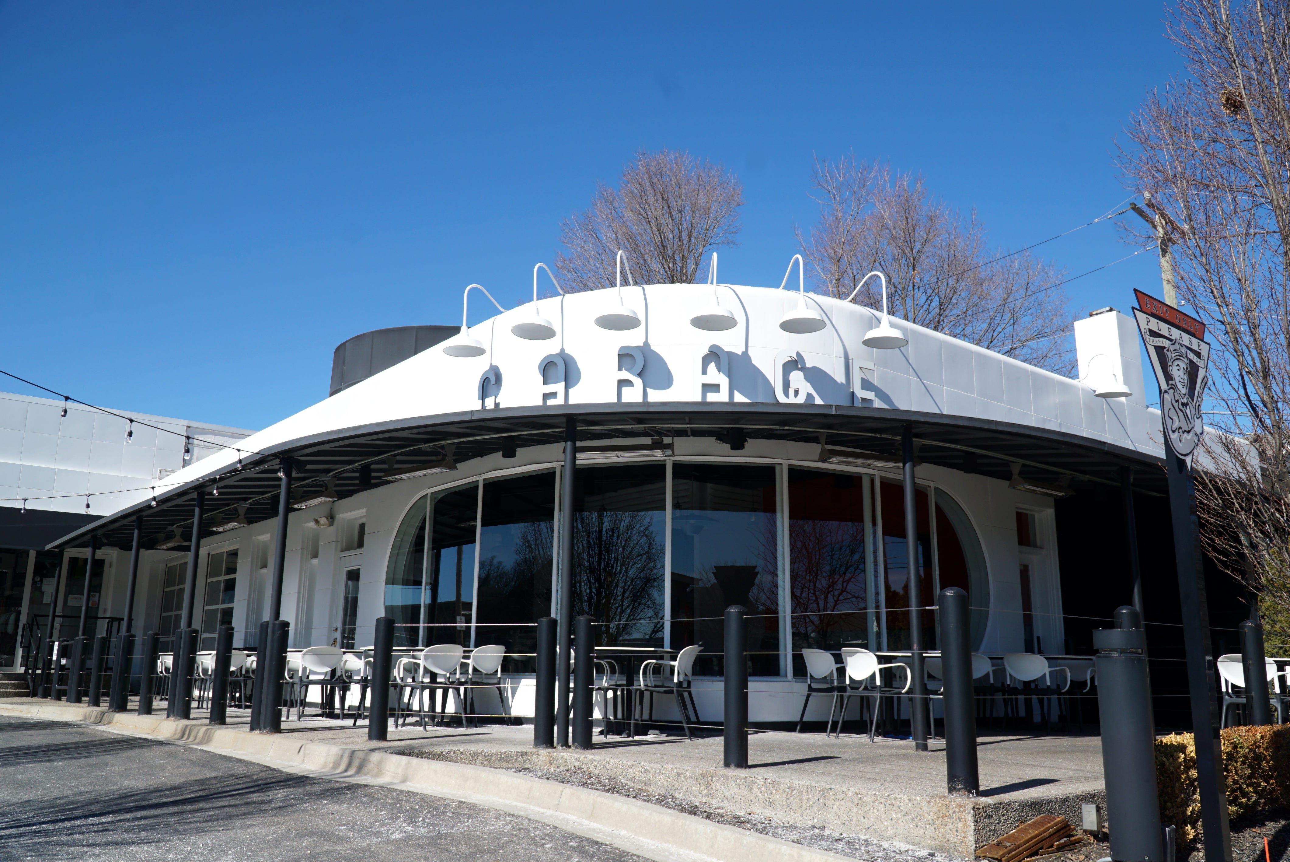 northville restaurants with outdoor seating