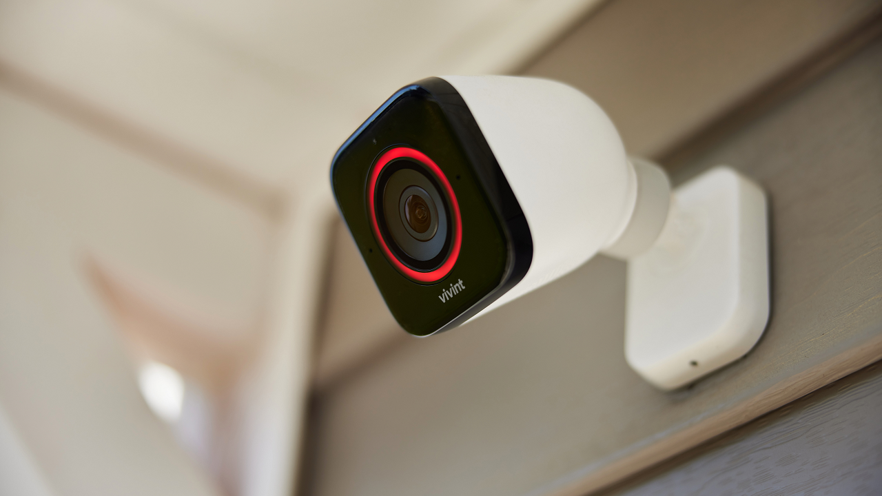 vivint outdoor camera price