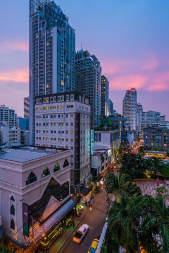 bangkok sukhumvit soi 11 hotels