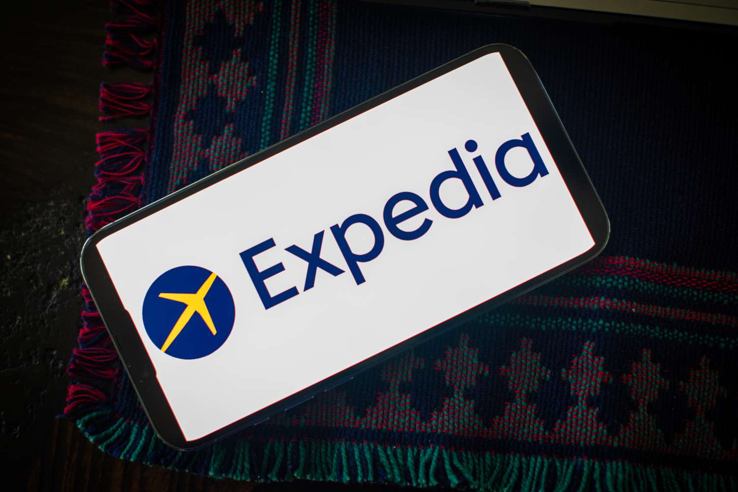 expedia inc stock