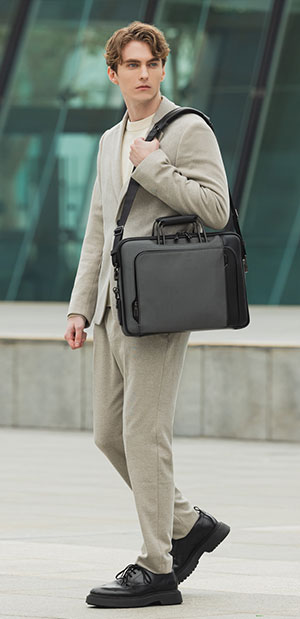 tumi briefcase