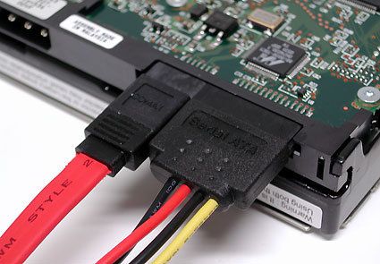 harddisk kablosu nasıl takılır