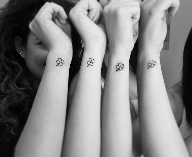 tatuajes para 4 amigas
