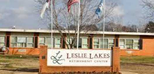 leslie lakes retirement center