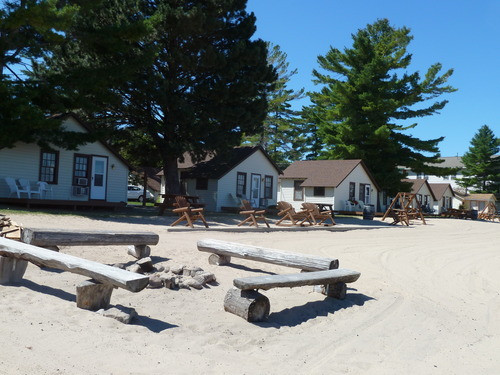 the beach house mackinaw city reviews