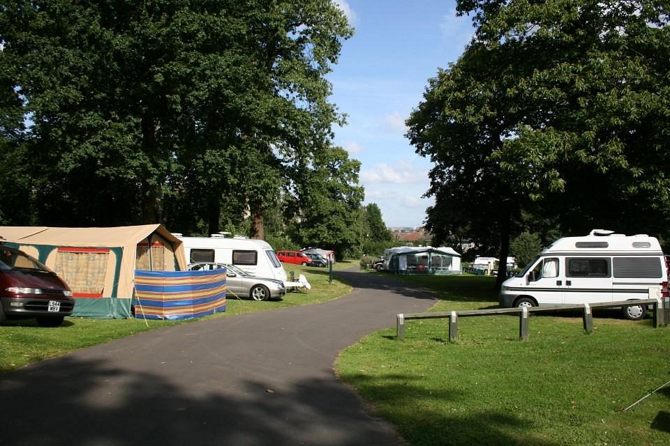 abbey wood caravan and motorhome club campsite prices