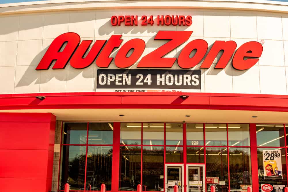 what time autozone open up