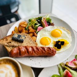 brunch restaurants near me