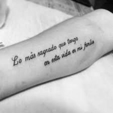 frase de familia tatuaje